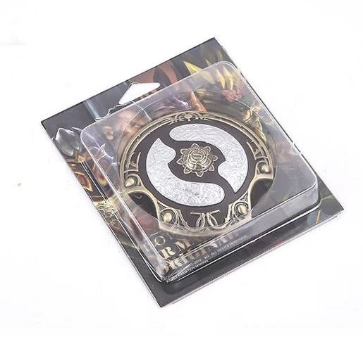 Декоративний щит Доту 2 - Aegis of Champions Dota 2 - Gold /Silver 10 см метал Декоративний щит Доту 2 - Aegis of Champions Dota 2 - Gold /Silver 10 см метал