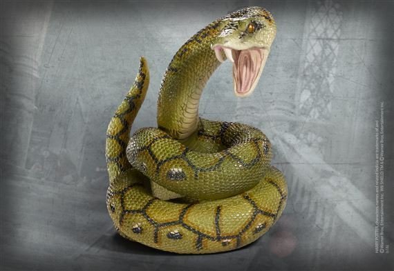 Статуетка Harry Potter Noble Collection - Magical Creatures No. 9 - Nagini Статуетка Harry Potter Noble Collection - Magical Creatures No. 9 - Nagini