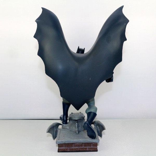 Статуэтка - DC Comics Universe Direct Online Batman Figure Статуэтка - DC Comics Universe Direct Online Batman Figure