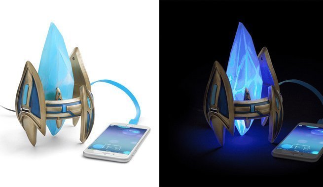 StarCraft Pylon USB Charger (зарядное устройство) StarCraft Pylon USB Charger (зарядное устройство)