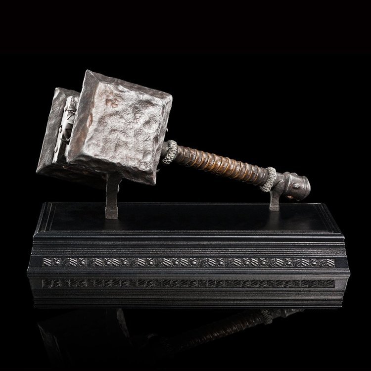 Репліка WARCRAFT Doomhammer of Orgrim by WETA Репліка WARCRAFT Doomhammer of Orgrim by WETA
