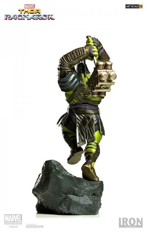 Статуэтка Iron Studios Thor Ragnarok Hulk Statue Халк 38 см. Статуэтка Iron Studios Thor Ragnarok Hulk Statue Халк 38 см.