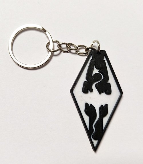 Брелок Skyrim Keychain Скайрім ABS пластик 5 см. Брелок Skyrim Keychain Скайрім ABS пластик 5 см.