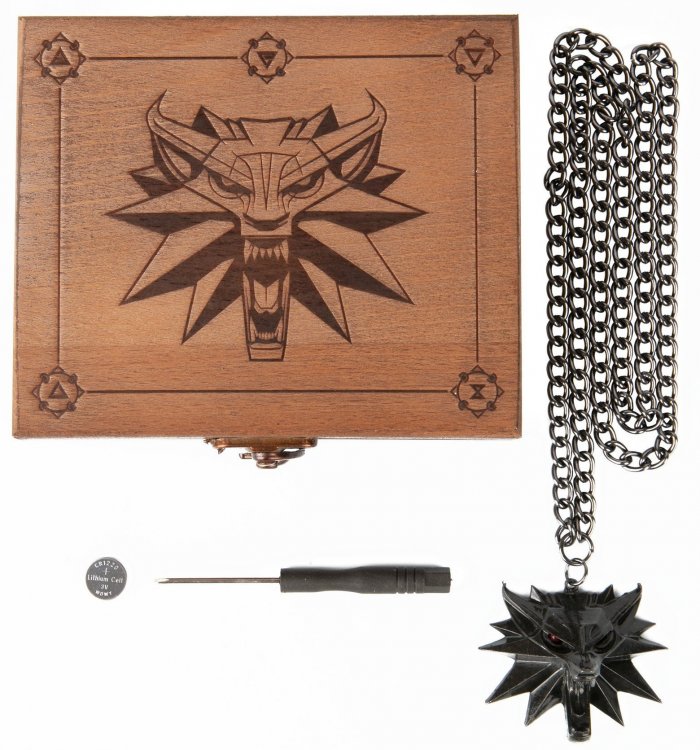 Медальйон Відьмак Witcher 3 LED Eyes Medallion + підсвічування очей Медальйон Відьмак Witcher 3 LED Eyes Medallion + підсвічування очей