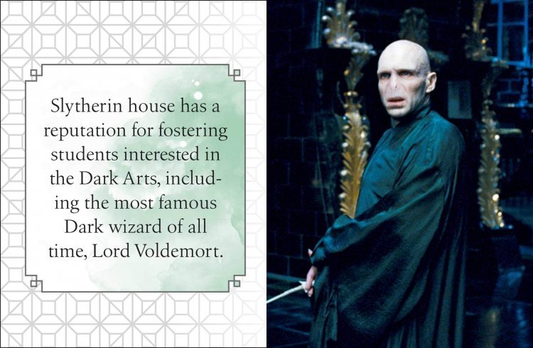 Мини книга Harry Potter: Slytherin (Tiny Book) Мини книга Harry Potter: Slytherin (Tiny Book)