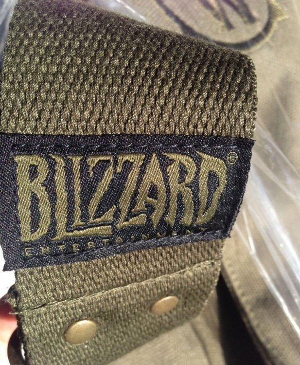 Сумка WoW 10-Year Anniversary Messenger Bag Сумка WoW 10-Year Anniversary Messenger Bag