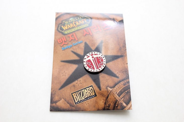 Значок WORLD Of WARCRAFT Horde Warrior-1_enl.jpg Значок WORLD Of WARCRAFT Horde Warrior-1_enl.jpg