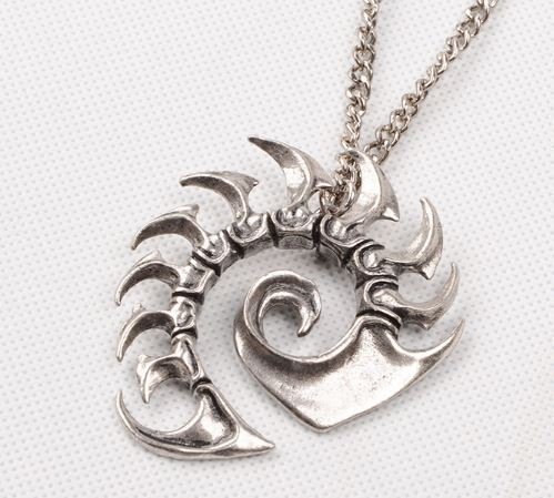 Медальйон StarCraft 2 Zerg Kerrigan Necklace