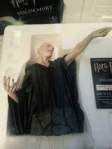 Фігурка Gentle Giant Voldemort Collectible Bust Фігурка Gentle Giant Voldemort Collectible Bust