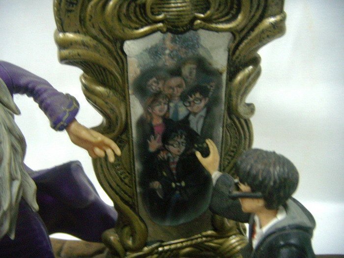 Фігурка Harry Potter and Dumbldor & Mirror of Erised Figure Фігурка Harry Potter and Dumbldor & Mirror of Erised Figure
