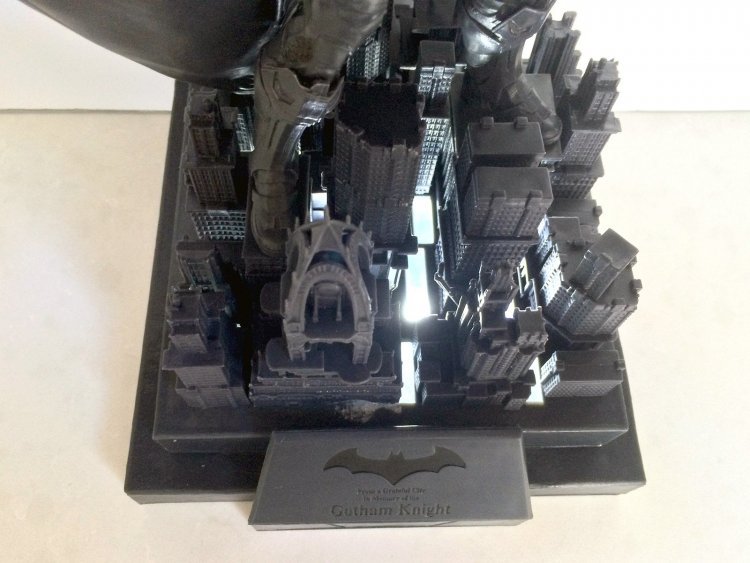 Статуетка - Batman Arkham Knight Limited Edition Statue Статуетка - Batman Arkham Knight Limited Edition Statue