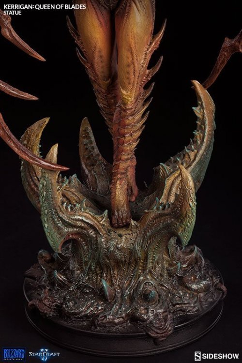 Коллекционная статуэтка StarCraft - Kerrigan Polystone Statue Коллекционная статуэтка StarCraft - Kerrigan Polystone Statue