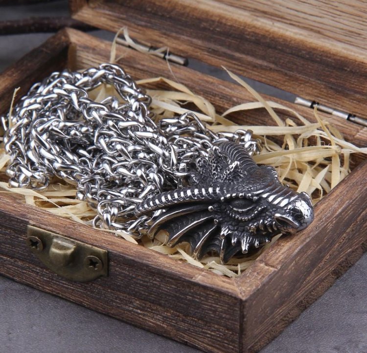 Медальйон Game of Thrones Dragon Skull Targaryen Гра Престолів Дім Дракона