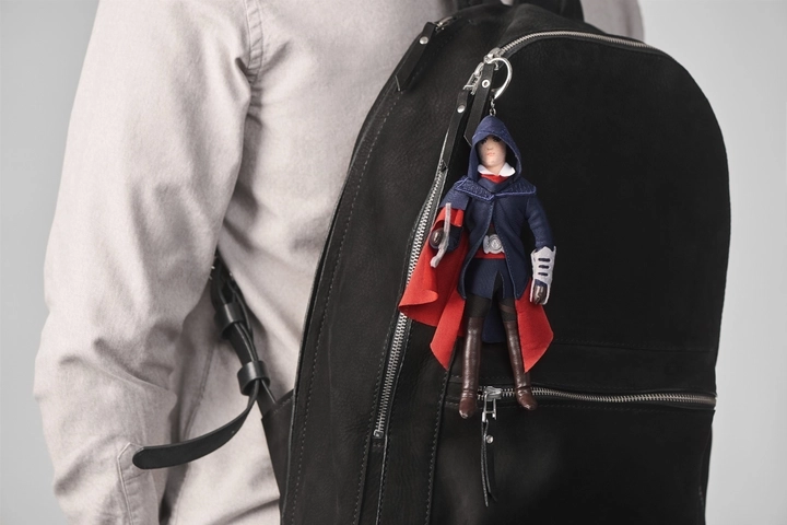 Брелок WP Merchandise плюшевий ASSASSINS CREED Evie Frye 20 см. Брелок WP Merchandise плюшевий ASSASSINS CREED Evie Frye 20 см.