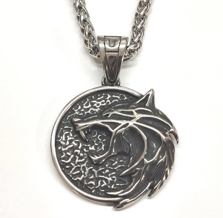 Кулон Геральта медальйон 3D Відьмак (The Witcher) з нержавіючої сталі + деревяний бокс №2 Кулон Геральта медальйон 3D Відьмак (The Witcher) з нержавіючої сталі + деревяний бокс №2