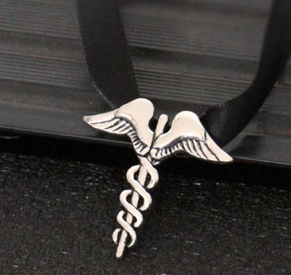 Кулон Shani Witcher 3 Wild Hunt (метал) колір срібло