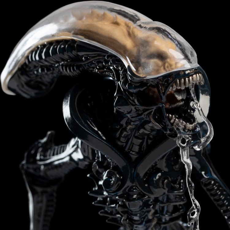 Статуэтка MINI EPICS: XENOMORPH 19 cm (Weta)  Статуэтка MINI EPICS: XENOMORPH 19 cm (Weta)