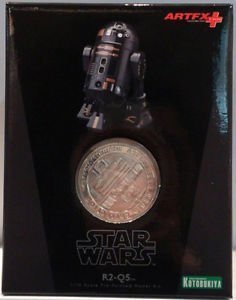 Фигурка Star Wars -R2-Q5 Artfx+Kotobukiya Statue Figure + Медаль