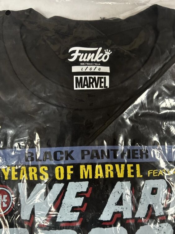 Футболка Funko Marvel "We Are Groot" as Black Panther Collector Corps T-Shirt фанко Грут (размер L) Футболка Funko Marvel "We Are Groot" as Black Panther Collector Corps T-Shirt фанко Грут (размер L)