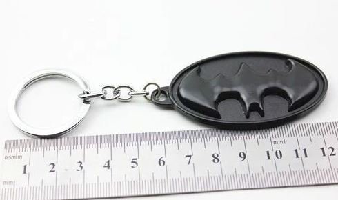 Брелок Batman Dark Knight Metal Keychain (цвет чёрный)