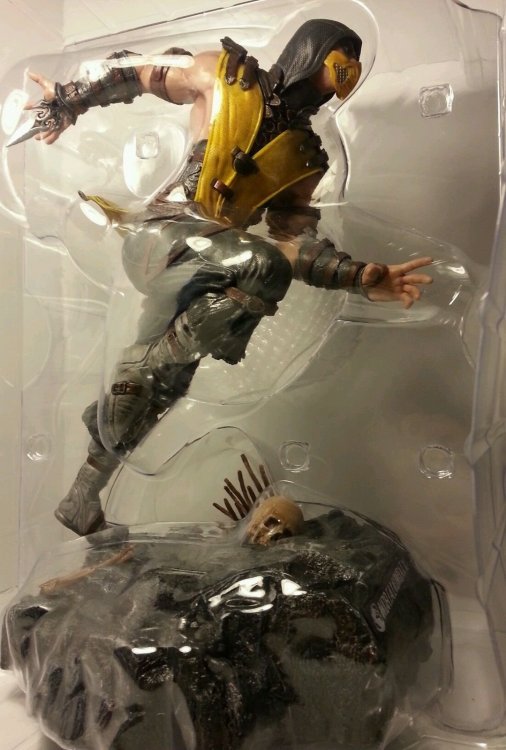 Статуэтка  Mortal Kombat X Scorpion Statue Kollector's Edition