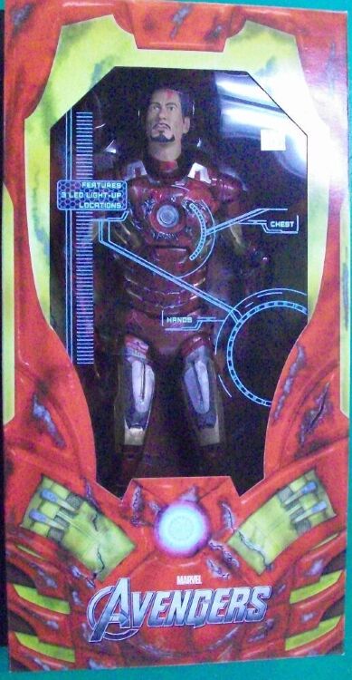 Фігурка Avengers Battle Damaged Iron Man 45 см Action Figure